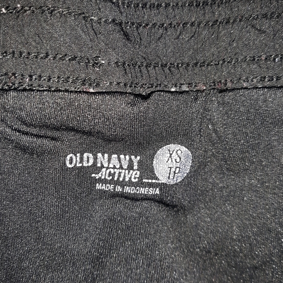 Old Navy women's running shorts - Picture 3 of 3